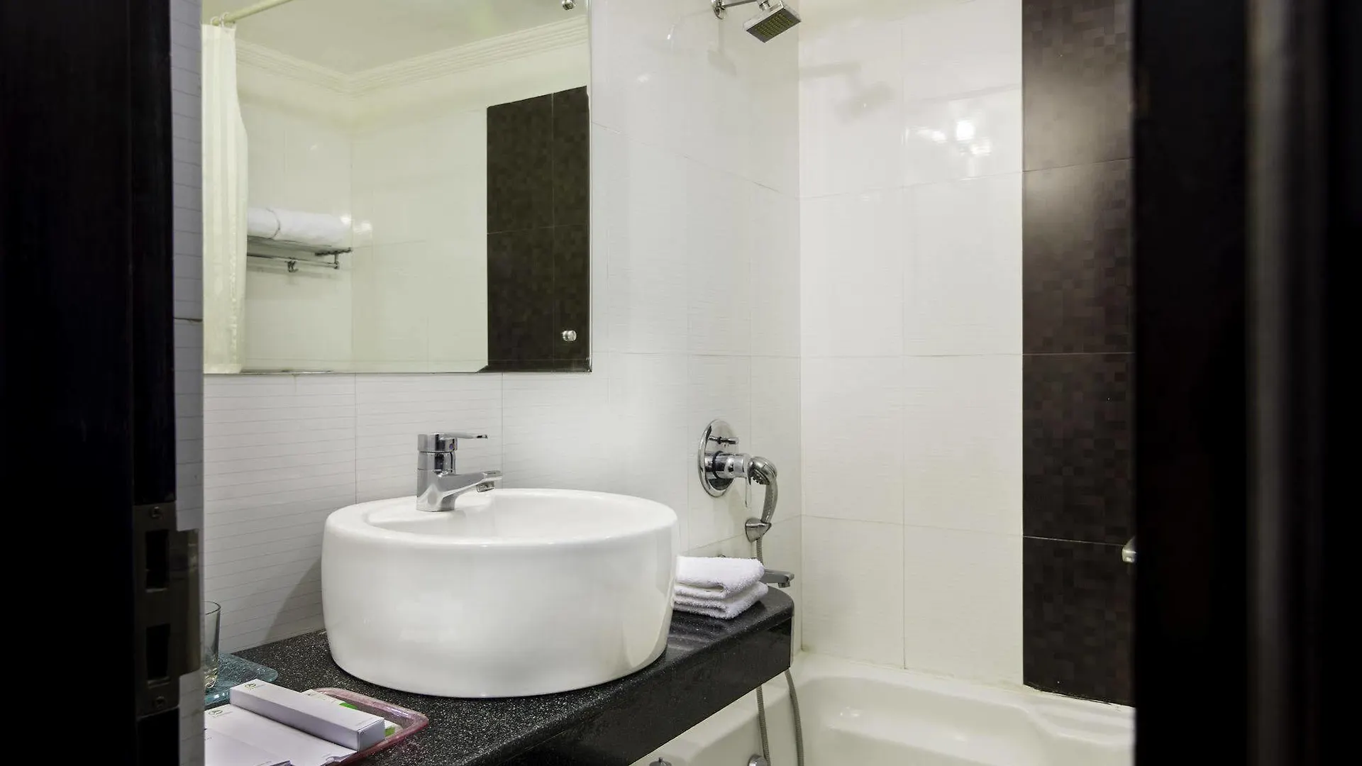 Oyo Townhouse 823 Green Leaf Gurgaon 3*,  Hindistan