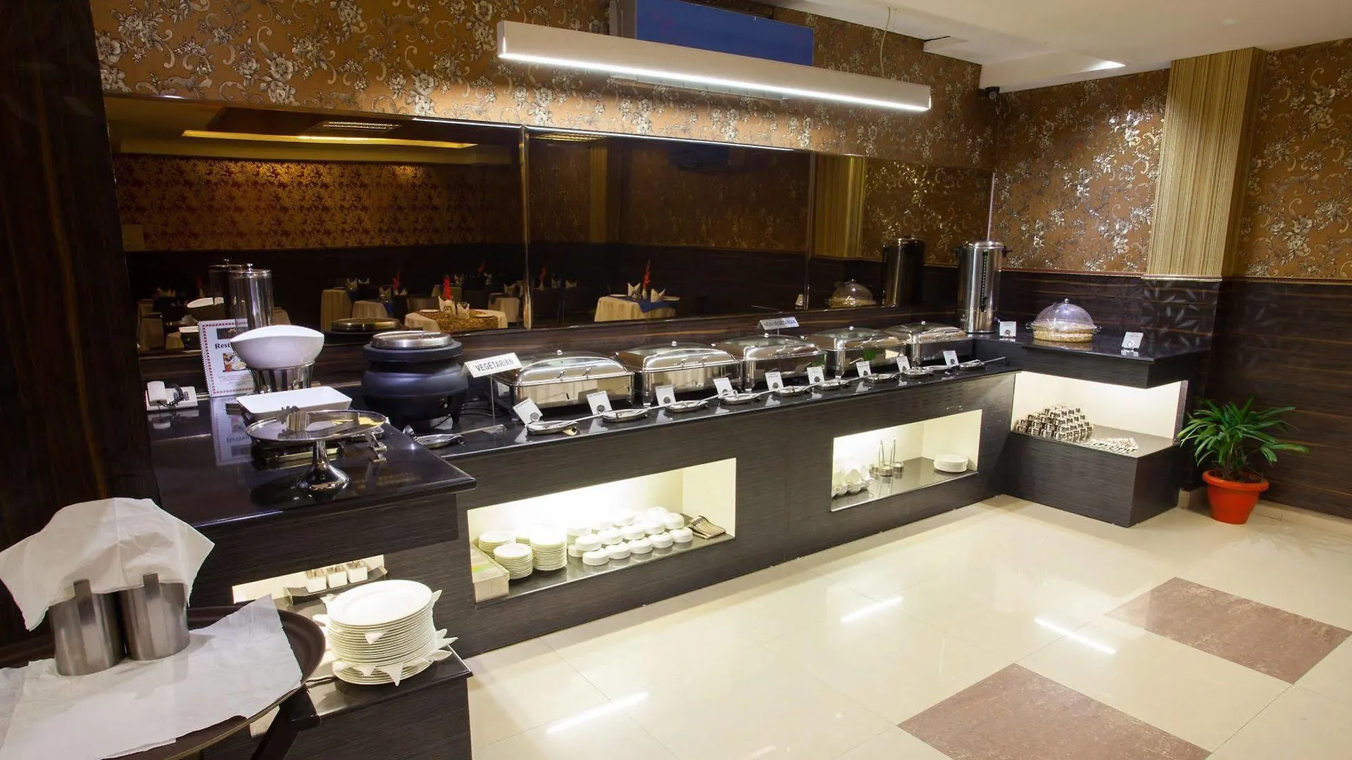 Oyo Townhouse 823 Green Leaf Gurgaon Hindistan
